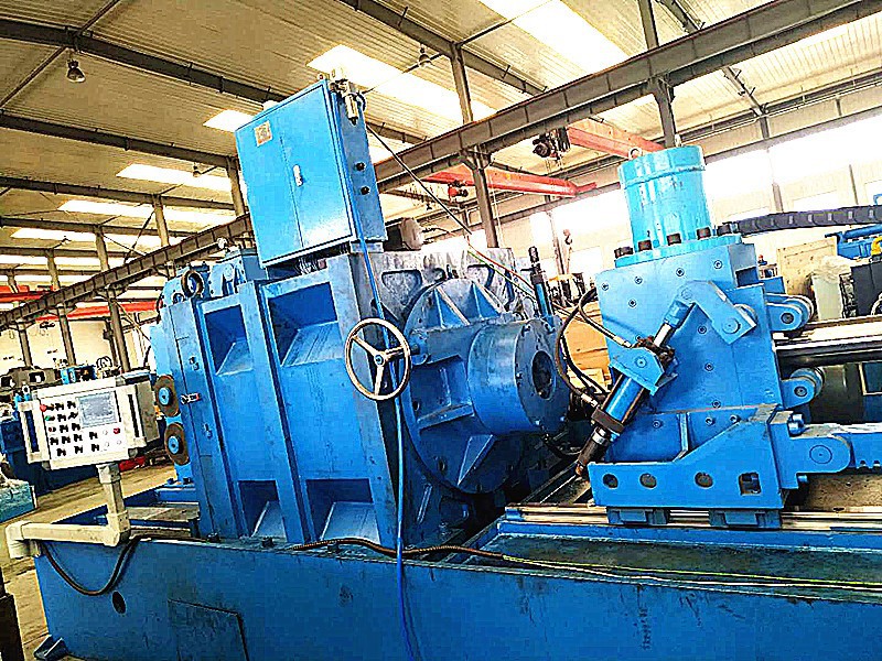 200S Main machine with carriage car