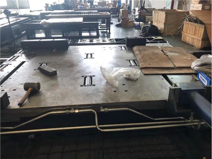 Simple Maintenance CNC Steel Sawing And Milling Machine